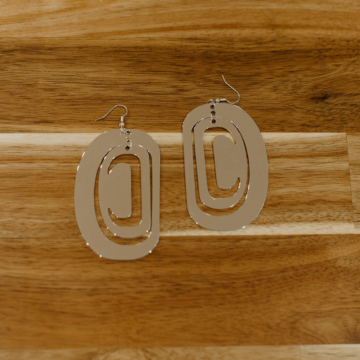 Metal Large Ovoid Earring